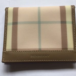 Authentic Burberry pink nova id wallet